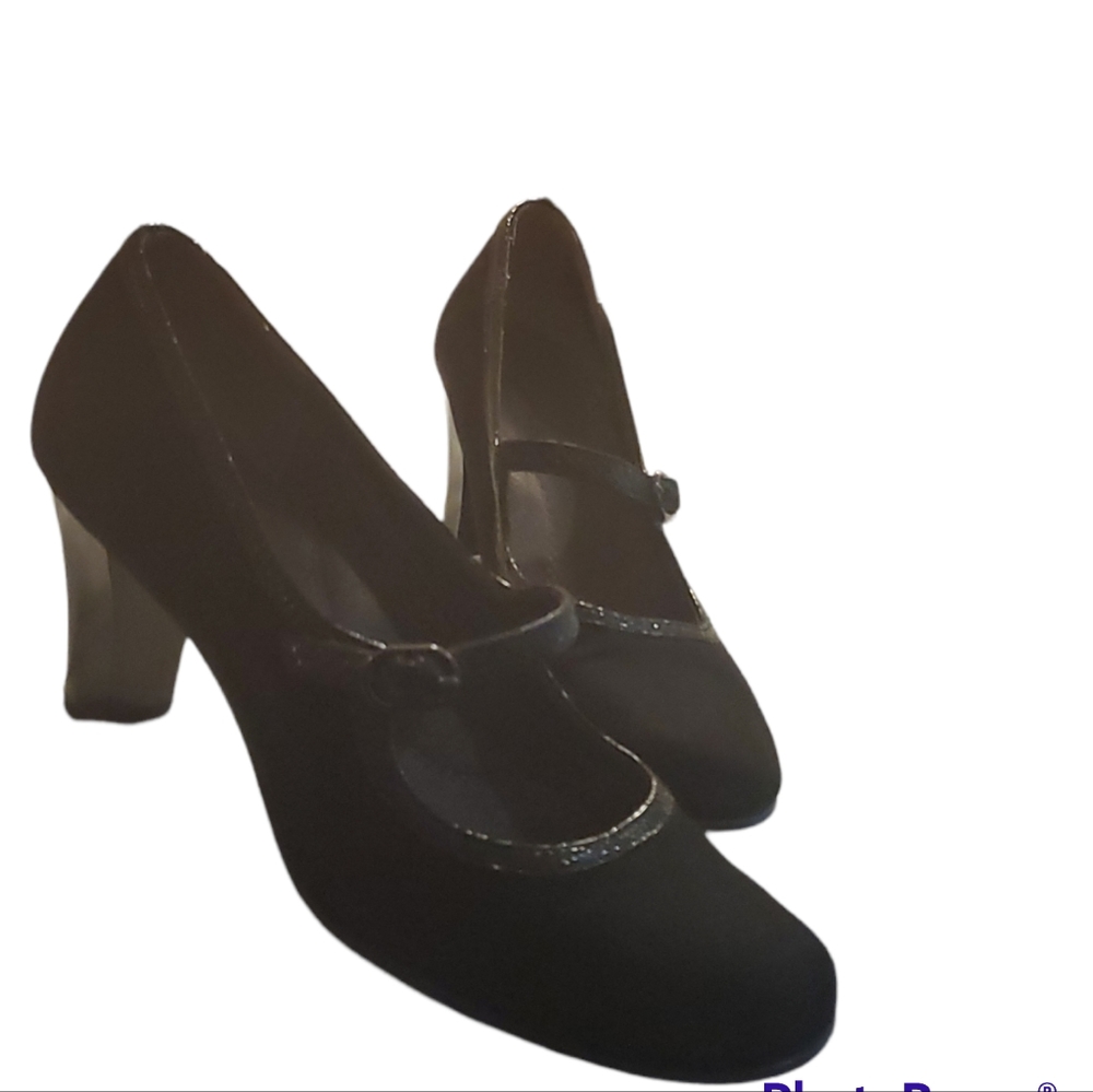 Aerosoles black Mary Jane heels 8.5